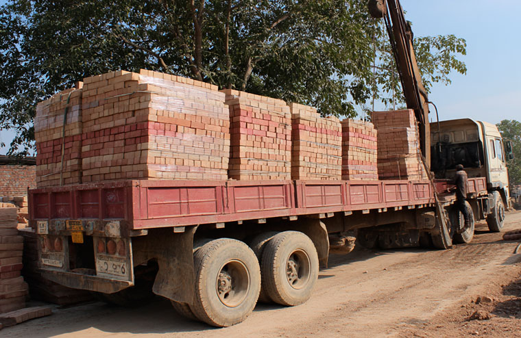 доставка кирпича от производителя 