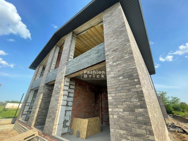 Завод кирпича и квадроблоков ФэшнБрик  заборные блоки от производителя завод Литос