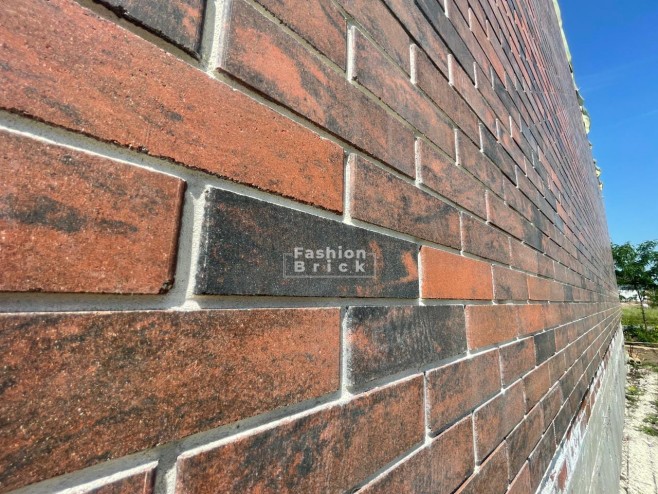 Завод кирпича и квадроблоков ФэшнБрик  кирпичные блоки для заборов и столбов от завода с доставкой