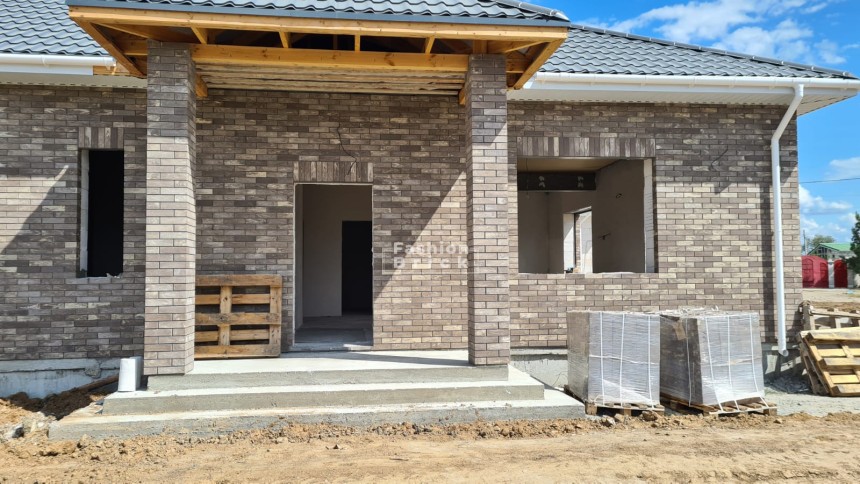 Fashion Brick производитель кирпичный блоков для заборов и столбов