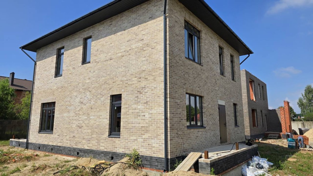 Завершено строительство великолепного дома в Казани! Фасад - воплощение элегантности. Завершено строительство великолепного дома в Казан