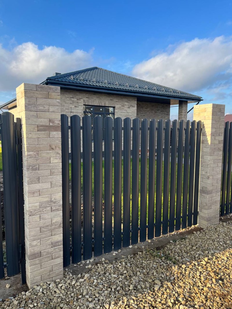 Завод кирпича и квадроблоков ФэшнБрик  производство квадроблоки, тетрисблоки, гиперпрессованный кирпич для заборов и столбов от завода