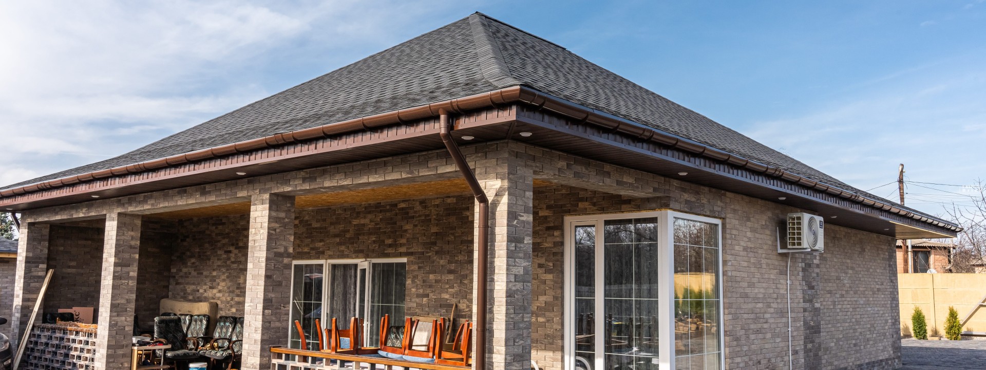 Дом из TetrisBlock и забор Quadroblock 