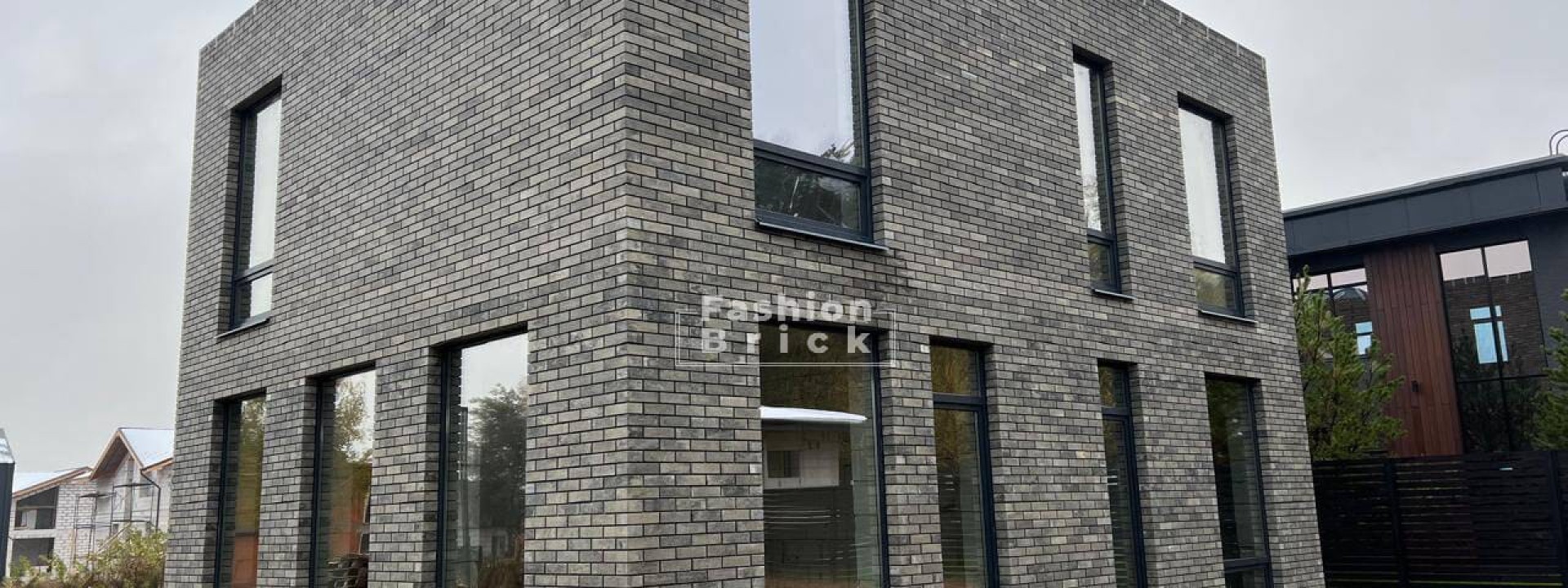 Стильный дом из кирпича СитиБрик